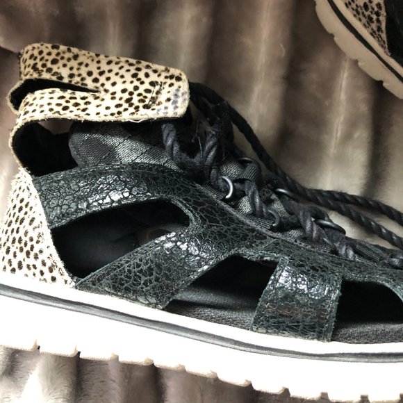 Sorel Lace up Black and calf hair sandal - Picture 5 of 7